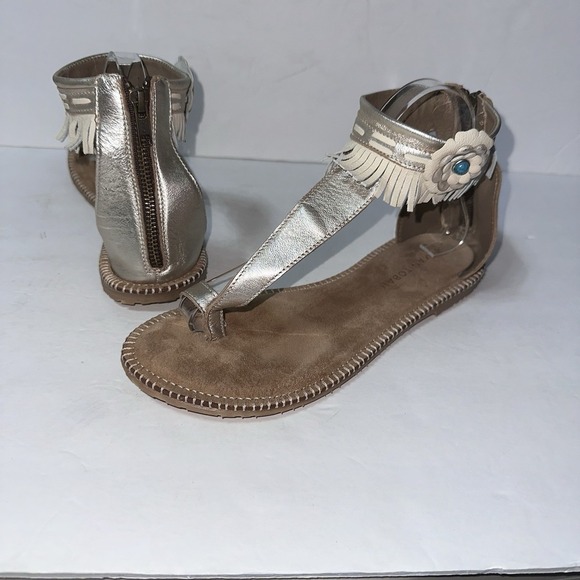 Manitobah Women 8 Wasaga Sandals Fringed Moccasin Style Back Zip Gold Cream Blue - Picture 1 of 8